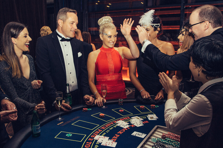 Vegas Nights Productions Pic 1 - High fives at the Blackjack Table