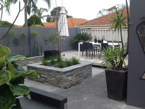 Crystal Gardens Landscaping Pic 3