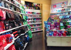 Smiggle Pic 2 - Victoria Gardens shop