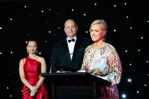 Icon Corporate Events Pic 4 - Award recipient