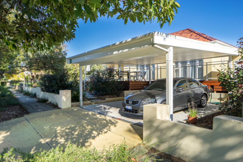 By-Design Carports & Patios Pic 1