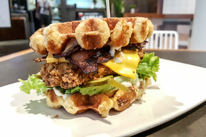 Mad Burger Redcliffe Pic 2