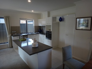 Emerald Custom Joinery Pic 2 - 2PAC Kitchen at Narre Warren