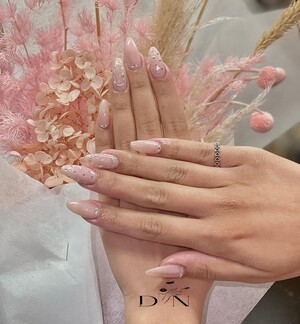 Dn Nails And Beauty Pic 3