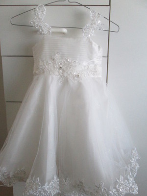 Julie's Alterations Pic 2 - Plain flower girl dress to lace dress