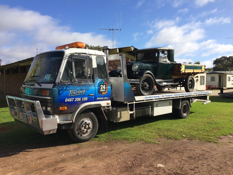 Dowell Towing Swan Hill Pic 1