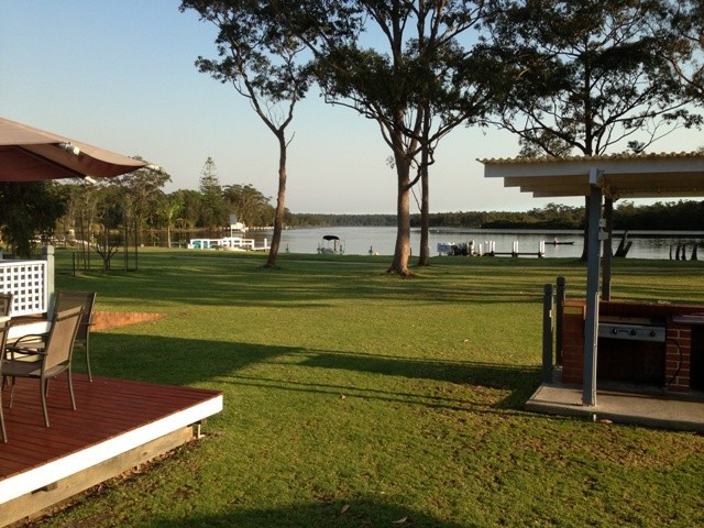 Laguna Lodge Pic 1 - Each unit is waterfront