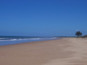 Bundaberg Customs Brokers Pic 4 - Moore Park Beach