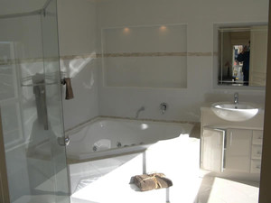 Instyle Bathroom Renovations & Tiling Pic 3 - Bathroom and Tiling in Dural NSW