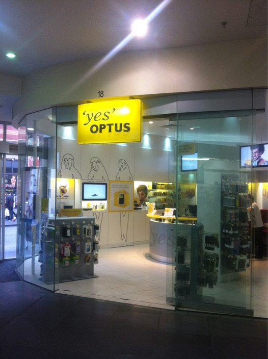 Optus World Pic 1 - Optus shop front in arcade