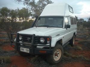 RMS Travel Cars Pic 3 - 4wd bushcamper hightop