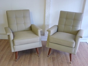 Spring Upholstery Pic 5 - Beautiful 1950s retro lounge chairs in beige leather