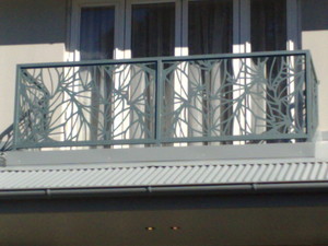 Alexandria Wrought Iron P/L Pic 5 - Gum Leaf design Balcony railing