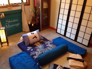 Earth & Sky Shiatsu Massage Pic 3 - Clinic