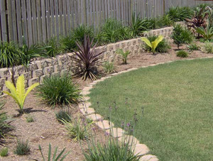 Gardening For Fussy People Pic 4 - link block retaining wall