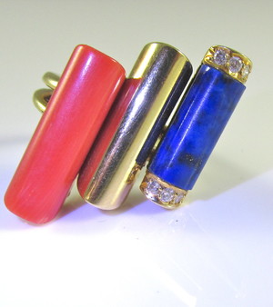 Patsy Kimbell Antiques Pic 2 - c1960 18ct Yellow Gold Coral and Lapis Barrel Ring