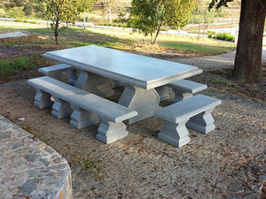 Techstone Moulding Pic 3 - Rectangular Tables with Scalloped or Honed Square Edges