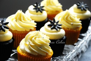 Chocos Cakes Pic 2 - Black Velvet Cupcakes and Lemon Cupcakes