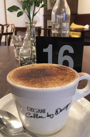 Degani Bakery Cafe Pic 4