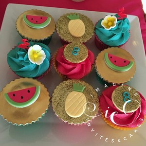 Imagine Invites and Cakes Pic 4 - Aloha hawaiian themed cupcakes