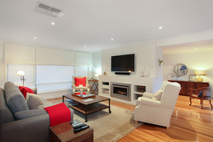 Wayne Stewart Builder Pic 3 - Beautiful polished Tasmanian Oak floor in a renovated home in Mt Martha