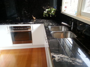 Aba Stone Pic 4 - Undermount sink with Drainer Grooves inset