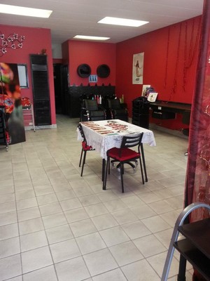 Kaveenaz Hair & Beaute Saloon Pic 3