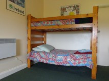 Killarney Hotel-Motel Pic 5 - Family room Bunk bed