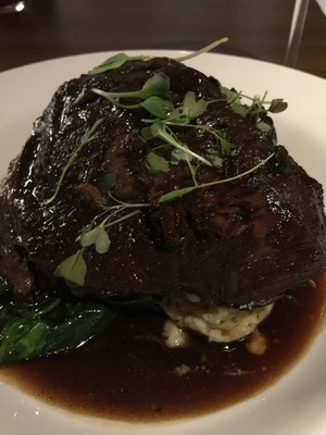 350 Restaurant and Lounge Pic 5 - Beef cheeks on mash for dinner