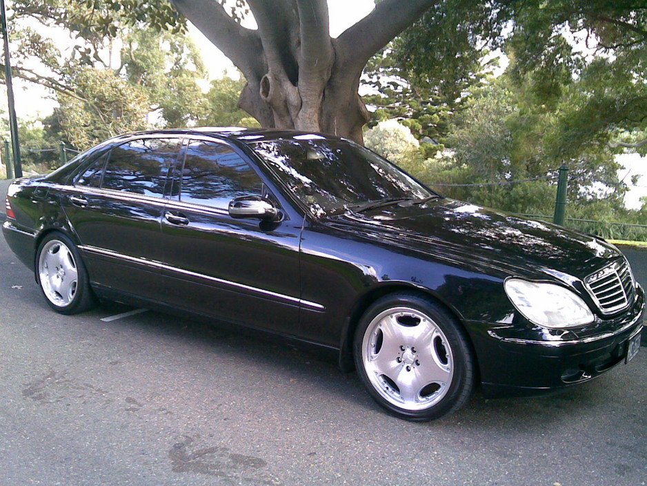 Limo4U Corporate Cars & Limousines Pic 1