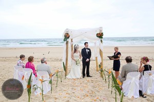 Sunshine Coast Celebrant Karen Faa Pic 3 - Intimate wedding at Marcoola