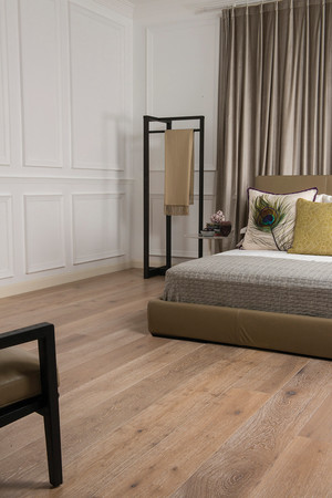 Hilux Flooring Pic 4 - Engineered Oak Flooring