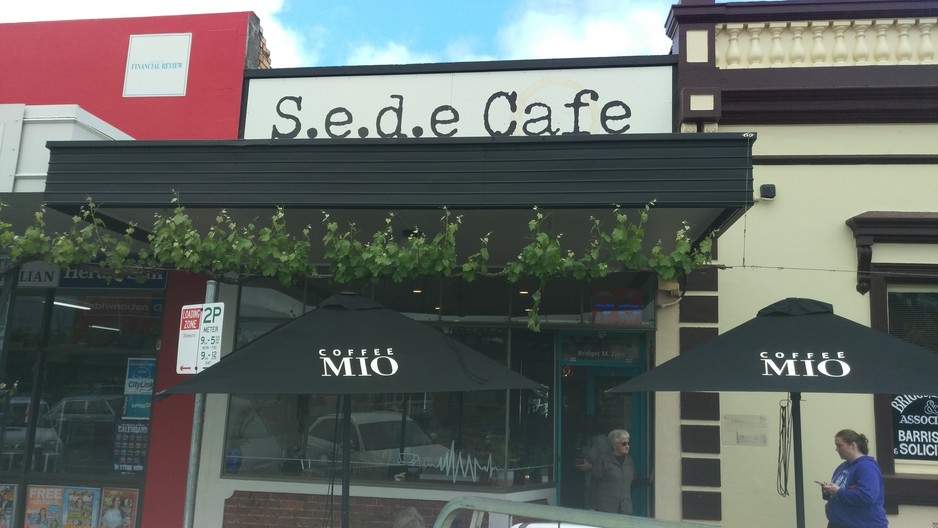 Sede Cafe Pic 1 - Outside