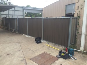 John Shannon Carpentry & Maintenance Pic 2 - Replace colourbond fencing