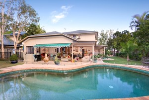 Chapel Woods Bed & Breakfast Pic 3 - Sparkling pool