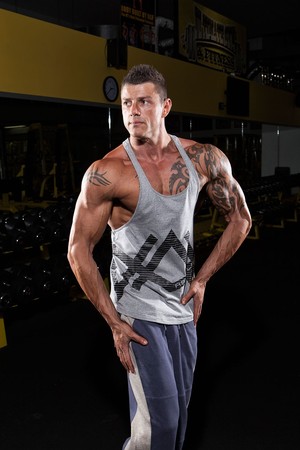 Assailant Gym Wear Pic 3 - Mens Gym Wear Victory Tank