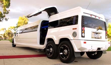 Exotic Limos Pic 1 - White Stretch Hummer