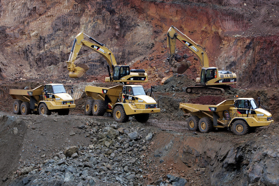 Groves Earthmoving Pic 1 - Mining Division