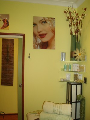 Beauty & Beyond Day Spa Pic 4