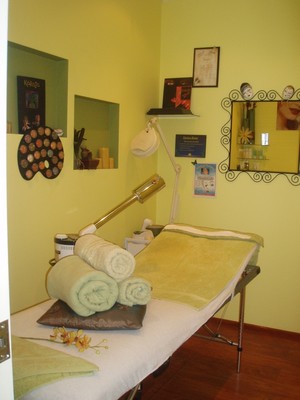 Beauty & Beyond Day Spa Pic 2