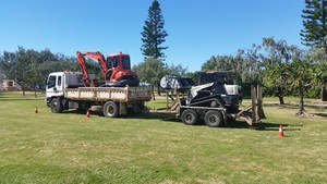 Caloundra Bobcat Hire Pic 2