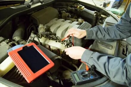 Gold Coast Auto & Marine Electrical Pic 1 - The Auto electrician from Auto Marine Electrical is working in the Gold coast