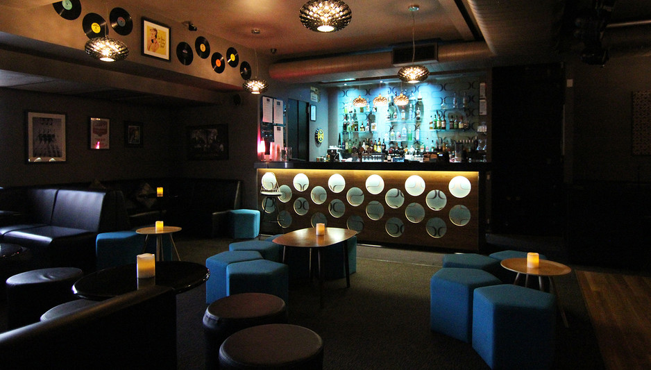 The Retro Bar Pic 1 - Looking towards the bar