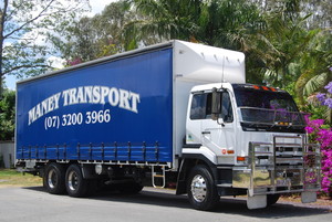 Maney Transport Pic 4 - 12 Tonne