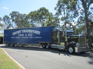 Maney Transport Pic 2 - The Kenworth