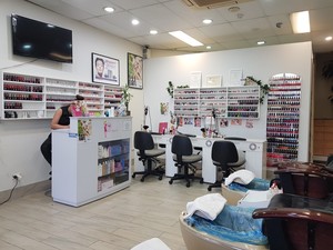 N&R Nails & Beauty Spa Pic 2