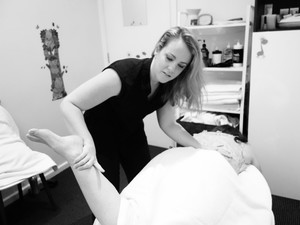 Sandell Chiropractic and Doula Services Pic 3