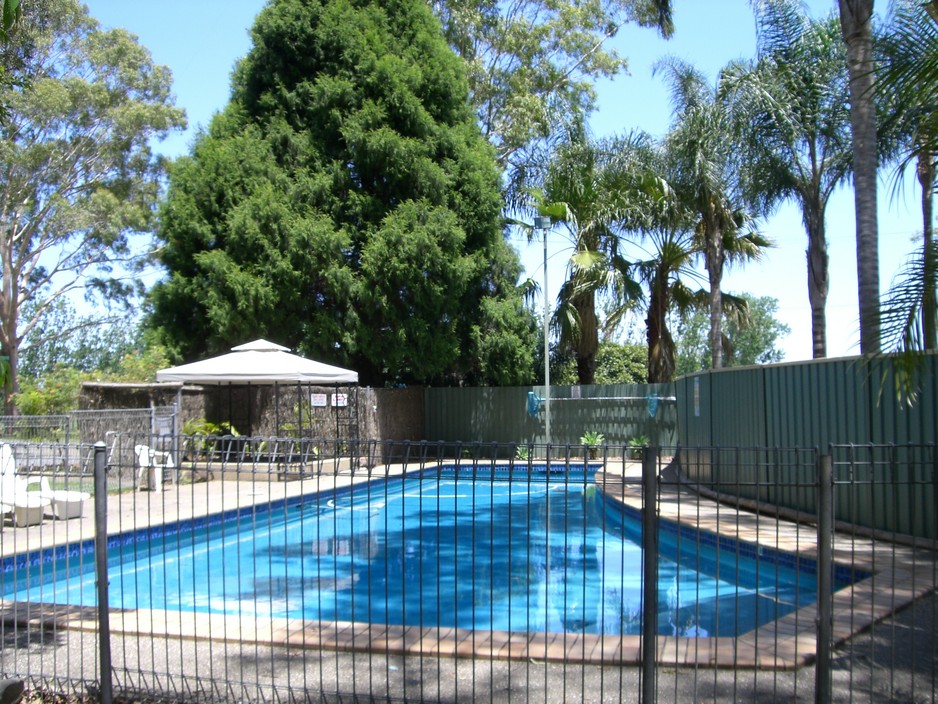 All Seasons Country Lodge Taree Pic 1 - pool