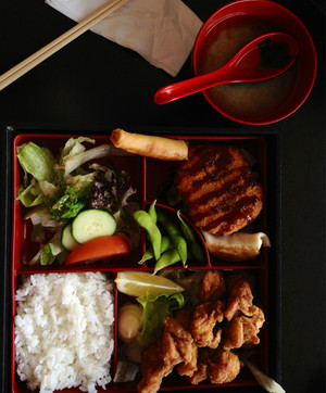 Kimchi Bowl Pic 5 - Chicken karaage bento