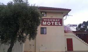 Goolgowi Highway Motel Pic 4